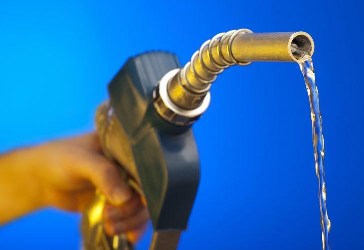Piyasaları sarsacak adım yarın atılıyor: Petrol fiyatlarını 20 dolar yükseltmesi bekleniyor