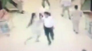 Bir anda yumruklamaya başladı! İşte saldırı anı