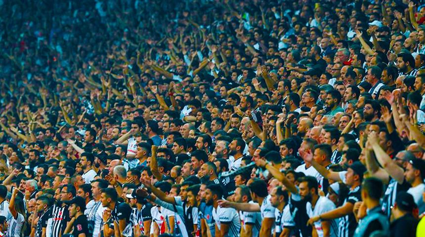 Beşiktaş'ın Sivasspor'a 1-0 yenildiği maçın ardından ortalık karıştı: İstifa!