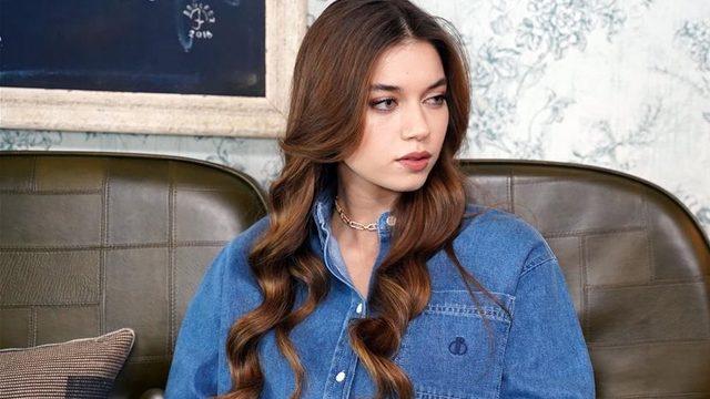 Yalı Çapkını dizisinde Seyran'dan Gülben Ergen'e gönderme! ''Unutma ki sana hiçbir şey olmaz'' 