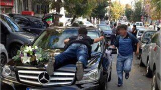 Bahşiş için gelin arabasının önünü kesenler dikkat: Nitelikli yağma suçu oluşturabilir