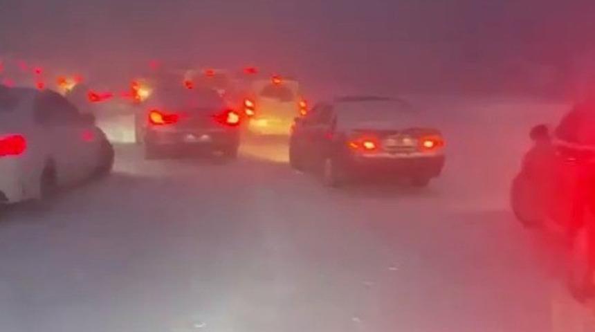 Herkes oraya akın etti! Uludağ yolunda 25 kilometrelik araç kuyruğu oluştu