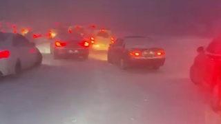 Herkes oraya akın etti! Uludağ yolunda 25 kilometrelik araç kuyruğu oluştu