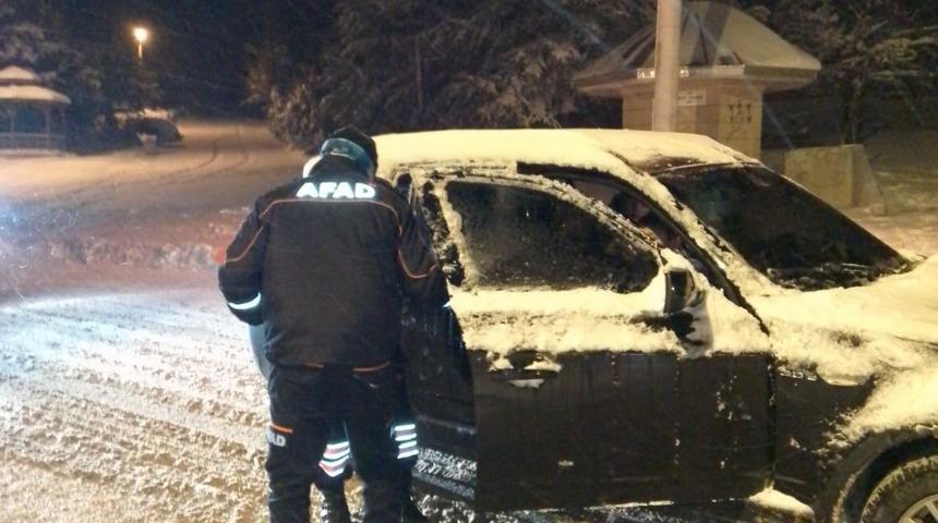 Davraz Kayak Merkezi'nde mahsur kalan tatilcileri kurtarma çalışması başlatıldı