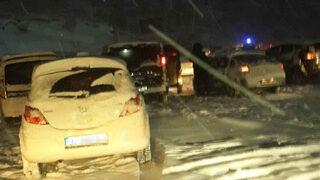 Isparta'da Davraz Kayak Merkezi yolunda 1000 araç mahsur kaldı! Sosyal medyadan yardım istediler, AFAD çalışma başlattı