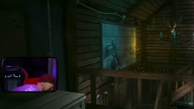 Kahramanmaraş’taki depreme canlı yayında yakalandı! Masanın altına saklandı... “Aman Allahım!”