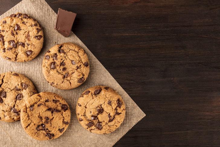 Airfryer çikolatalı pratik kurabiye tarifi ve malzemeleri nedir? Airfryer'da çikolatalı kurabiye nasıl yapılır?