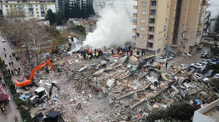 Deprem enkazı nereye dökülecek? Bakanlık'tan açıklama geldi! "Tekniğe uygun bir şekilde..."