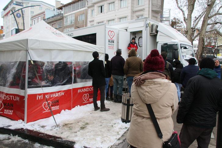 Kütahya’da deprem bölgesine kan bağışı G2