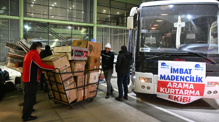Somalı madenciler, arama kurtarma çalışmalarına katılmak için THY uçağıyla Osmaniye'ye hareket etti