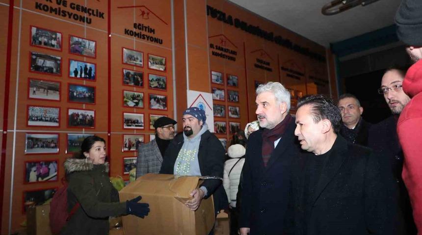 Tuzla deprem bölgelerine yardım ulaşması için tek yürek oldu