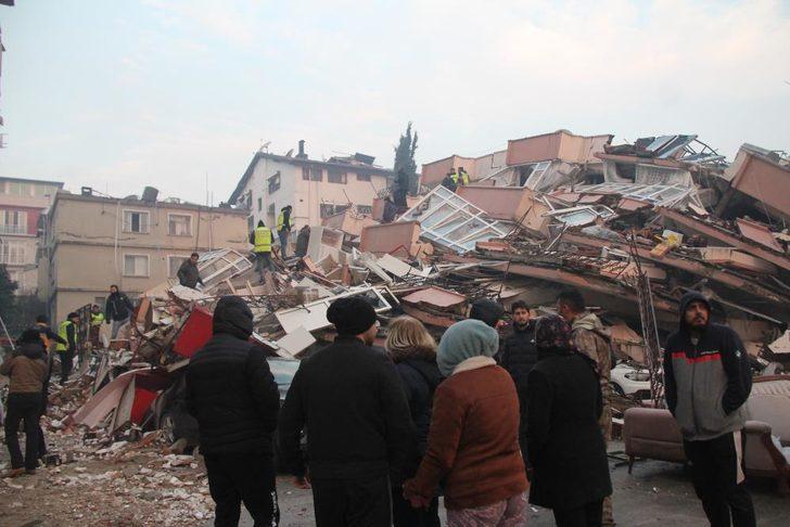Hatay'da kahreden kareler! Depremin acı tablosu günün ilk ışıklarıyla ortaya çıktı G4