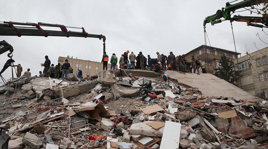 AB acil durum yetkilisinden açıklama! "Bu açık ara son yıllarda şahit olduğumuz en büyük depremlerden"