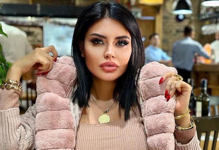Ebru Polat depreme sessiz kalan ünlülere isyan etti! 'Görün pofpofladığınız sahtekarları!'