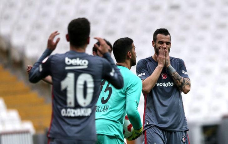 Manisaspor kalecisi Emrullah hüngür hüngür ağladı G4