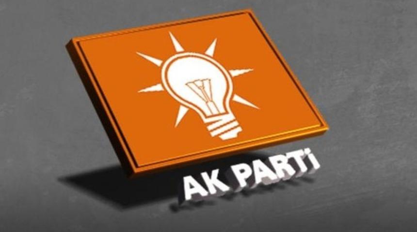 AK Parti'de gece yarısı istifası!