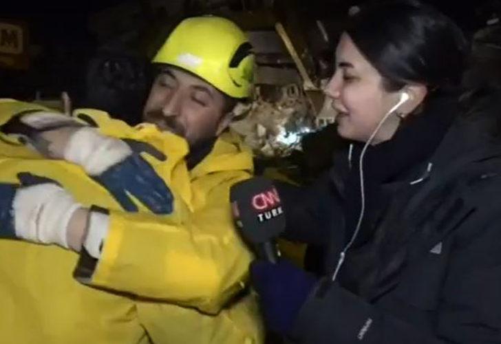 Yanlış anlaşılma tatlıya bağlandı! İki depremzede sarılarak birbirini teselli etti