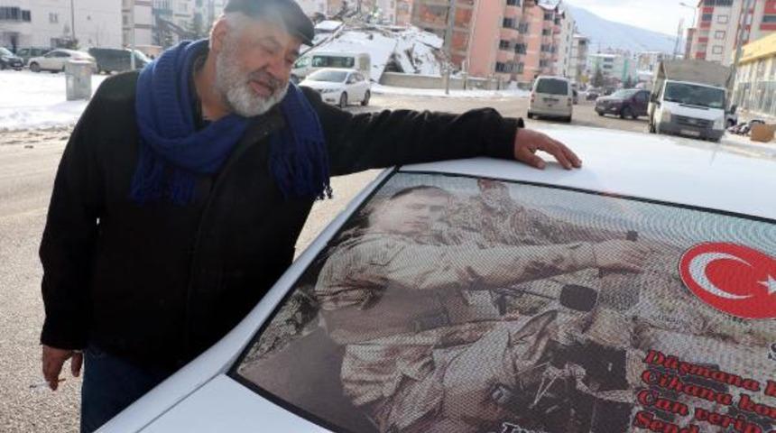 Şehit oğlunun hatıralarını almak için saatlerce deprem enkazında bekledi