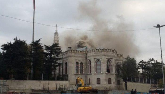 'İstanbul Üniversitesi Beyazıt kampüsünde yangın' iddiası