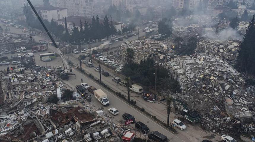 AK Parti teşkilatları deprem bölgesinde