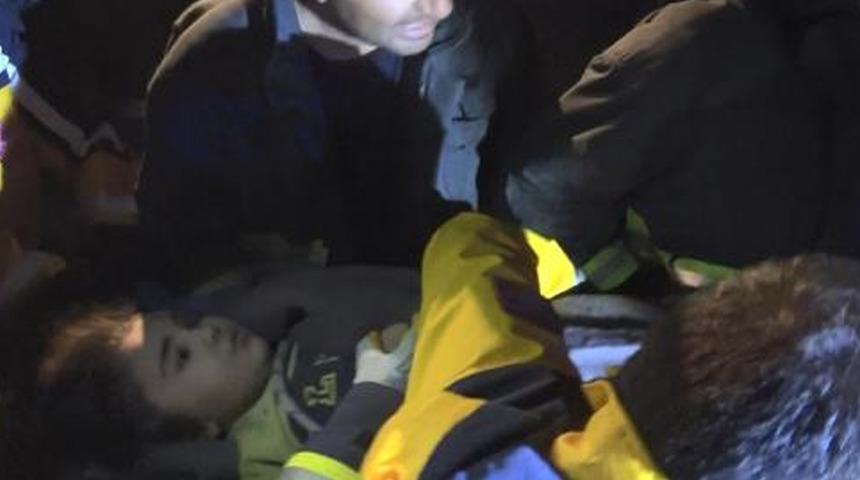 Enkaz altında cerrahi operasyon yapıldı! Minik Hilal, 90 saat sonra sağ kolu kesilerek kurtarıldı