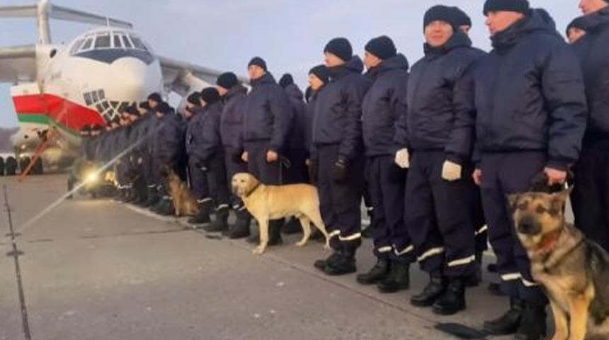 Belarus'tan ikinci arama kurtarma ekibi Türkiye'ye geldi