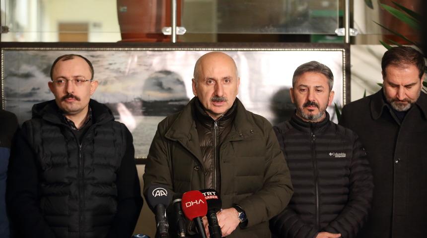 Bakan Karaismailoğlu, "Asrın felaketi"nde Adıyaman'daki &ccedil;alışmalara ilişkin bilgi verdi: