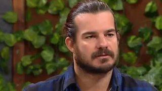 Hakan Hatipoğlu enkazdaki paylaşımıyla herkesi ağlattı! 'Çocuğu kurtarmak için kolunu kestiriyor'