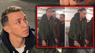 Koltuk değnekleriyle geldi! Fernando Muslera, depremzedeler için yardım toplanan bölgeye gitti...