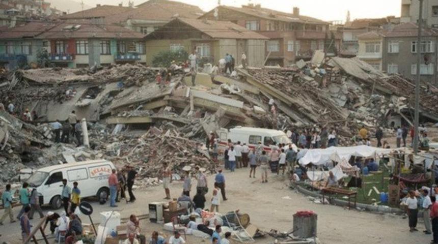 17 Ağustos 1999 depremi kaç büyüklüğünde oldu, kaç saniye sürdü? 17 Ağustos Gölcük depremi saati, can kaybı ve yaralı sayısı