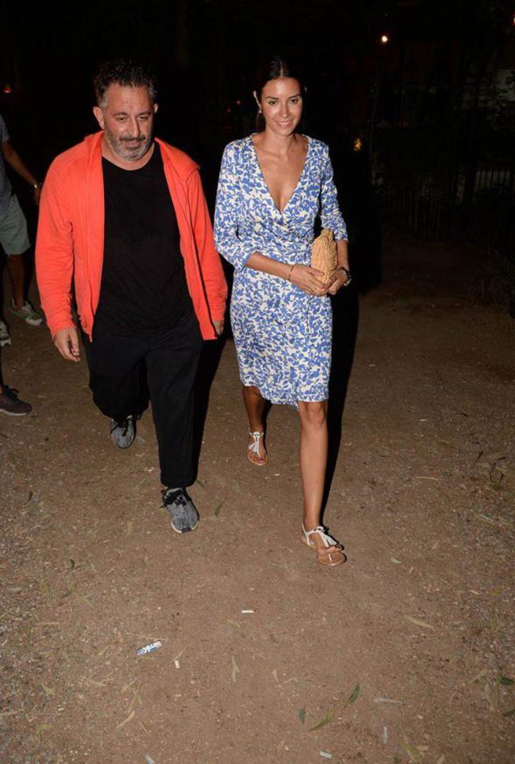 Eski eşler birlikte tatile çıktı! G2