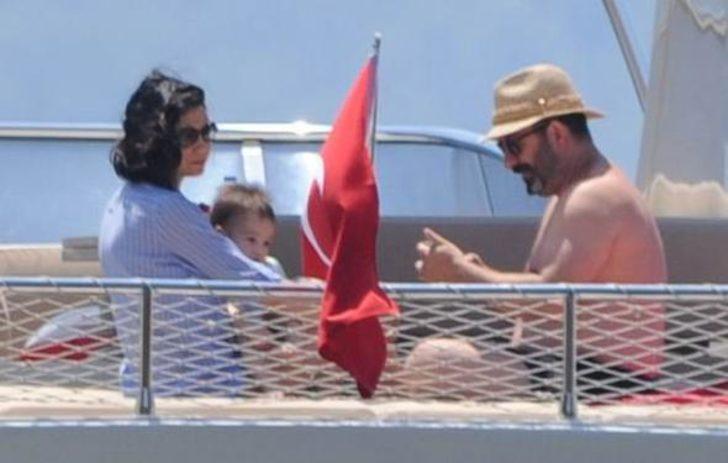 Eski eşler birlikte tatile çıktı! G4