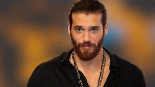 Can Yaman eleştirilere ateş püskürdü! Takipçisine verdiği cevap tepki çekti: ''İşine bak, bağış yap''