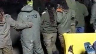 İsrail başhahamından deprem izni çıktı! Arama kurtarma çalışmaları için Türkiye’ye gelen İsrail ekibi Şabat duası etti 