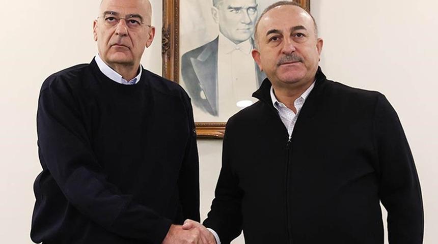 SON DAKİKA | Yunanistan Dışişleri Bakanı deprem bölgesini ziyaret ve Bakan Çavuşoğlu'yla görüşmek için Türkiye'de