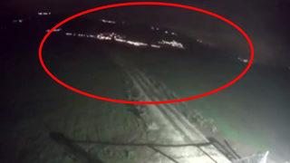 Deprem anına ait korkunç görüntü! Dağ sarsıldı