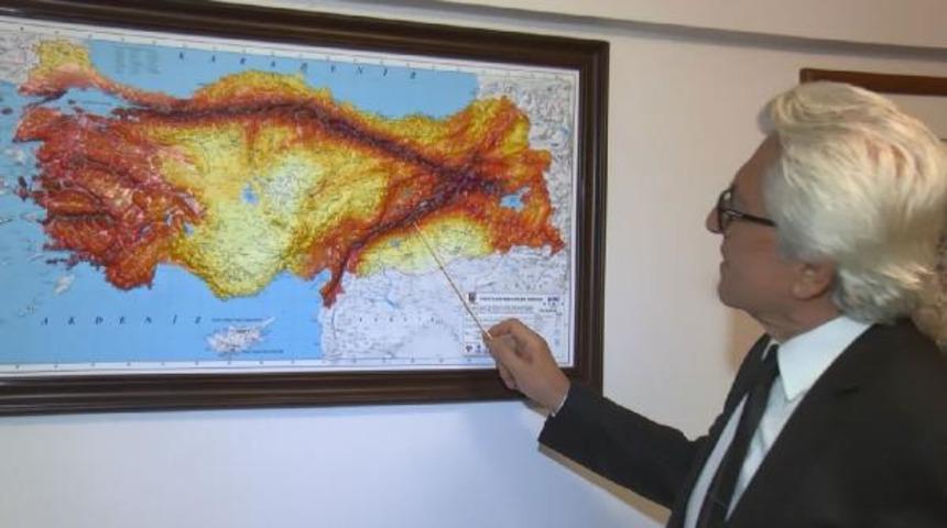 Hatay'daki deprem tehlikesi ve önlemler, 13 yıl önce yazılan kitapta! Her şeyi tek tek anlatmışlar