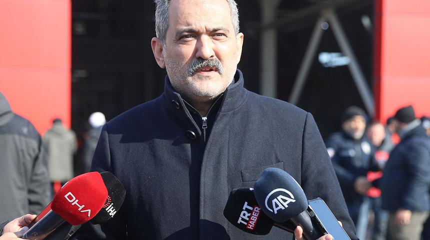 Son dakika: Depremin vurduğu 10 ilimizde okullar ne zaman açılacak? Milli Eğitim Bakanı Özer açıkladı: 1 Mart tarihi ertelenebilir...