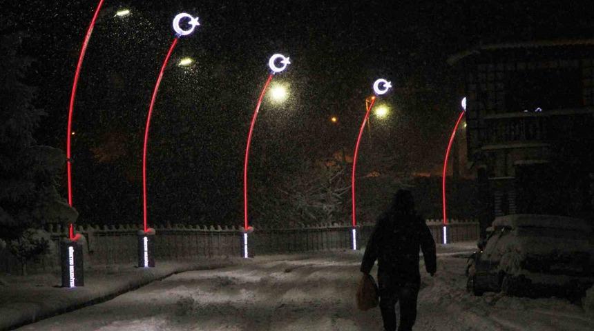 Yoğun kar yağışı Rize’yi etkisi altına aldı