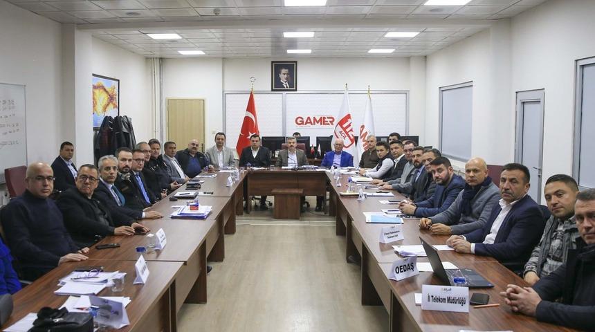 Uşak'tan depremden etkilenen illere 891 bin 636 battaniye gönderildi