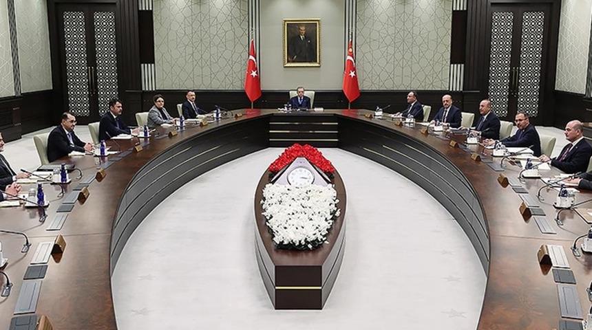 Cumhurbaşkanı Yardımcısı Fuat Oktay duyurdu: Kabine deprem gündemiyle toplanacak