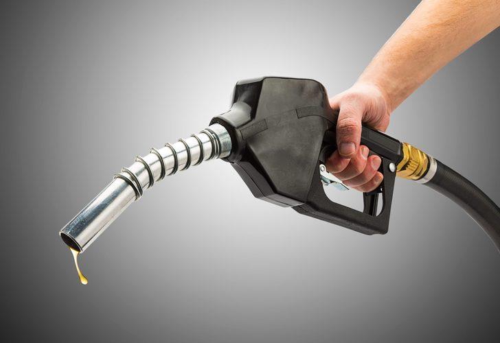 Son dakika: Benzin fiyatı bu gece değişiyor! Akaryakıta çifte zam sonrası indirim... (22 Şubat 2023 Çarşamba güncel benzin-mazot fiyatı)