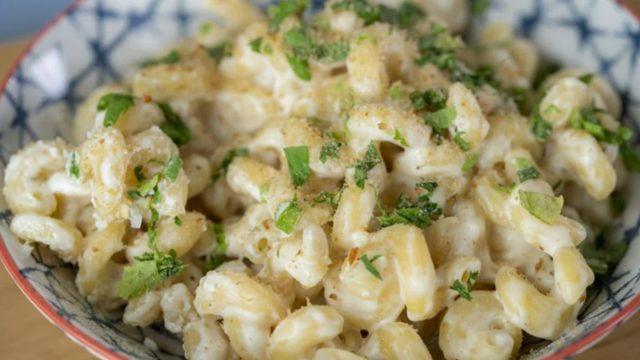 En pratik Mac and cheese tarifi! Herkesin tarifini isteyeceği mac and cheese nasıl yapılır?