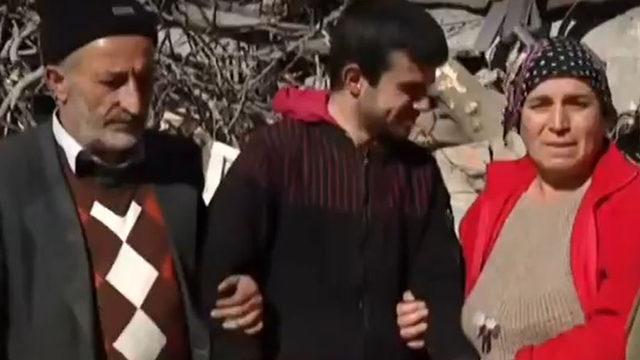 Mucize kurtuluş! Engelli oğulları sayesinde depremden saniyeler önce binadan çıktılar