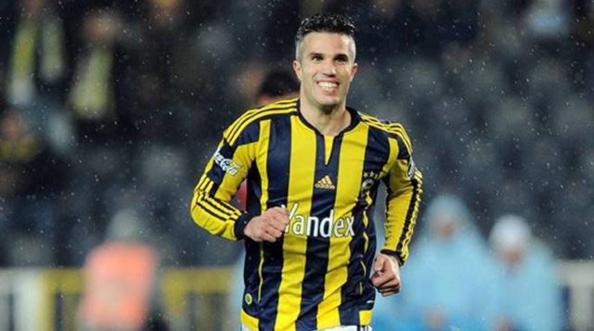 Robin van Persie d&ouml;n&uuml;yor!