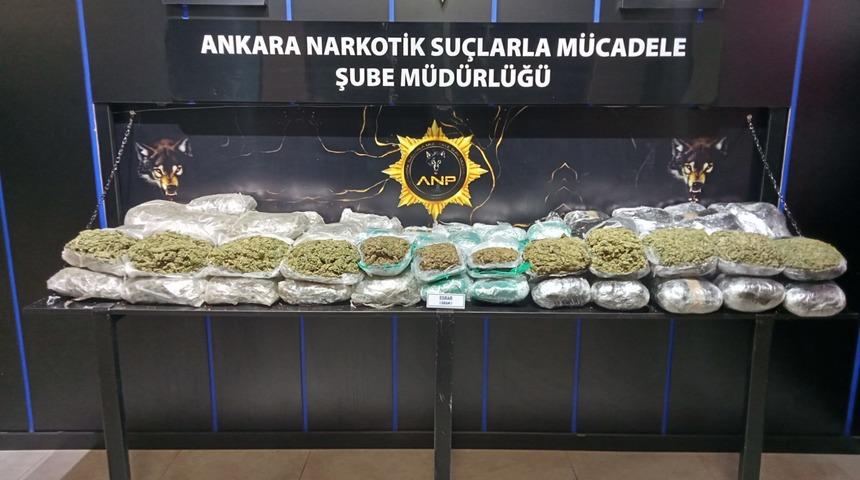 Ankara'nın Gölbaşı ilçesinde 59 kilo 60 gram esrar ele geçirildi