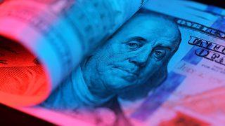 Yeni rekor! Dolar 19 liranın üzerini gördü...