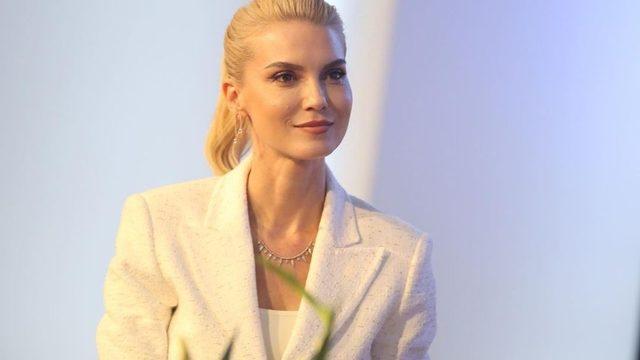 Gazeteci Pelin Çift kimdir, kaç yaşında ve nereli? Pelin Çift evli mi? Türkiye Ortak Yayın'ı sunacak!