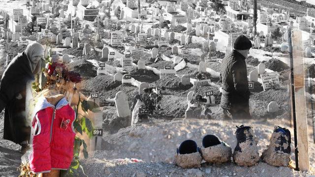 Bu acının tarifi yok! Mezarların taşlarına asılanlar yürekleri dağladı