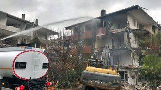 Deprem sonrası İstanbul’da harekete geçildi! Sadece bir ilçede 2.300 bina! Yıkıma başlandı: ‘Vatandaşın keyfini beklemeyeceğiz…’